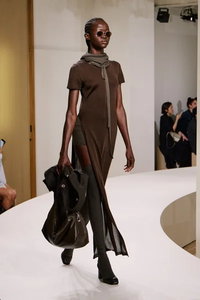 Look 34